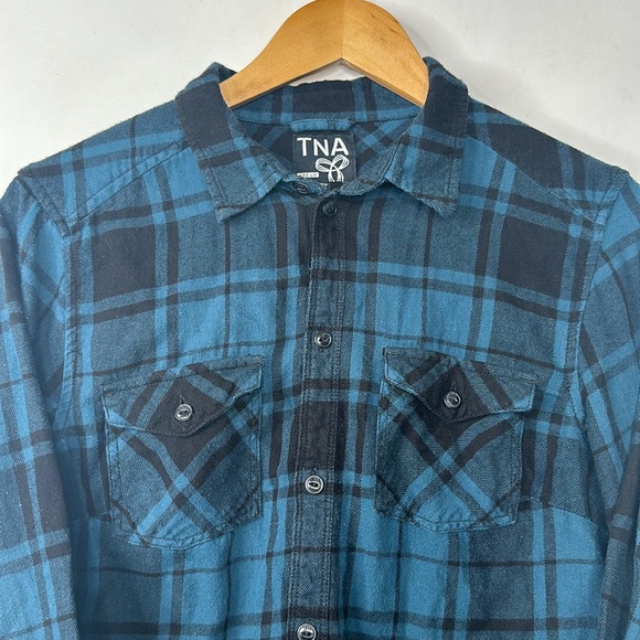 Aritzia - TNA Plaid Button Down Shirt Womens Size M Green and Black - Picture 5 of 6